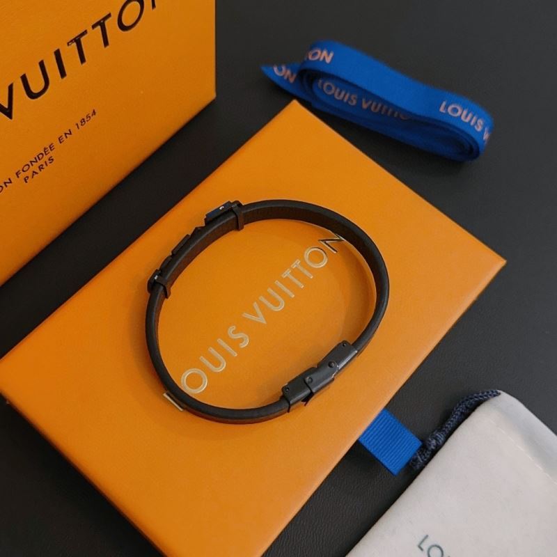 Louis Vuitton Bracelets - Click Image to Close